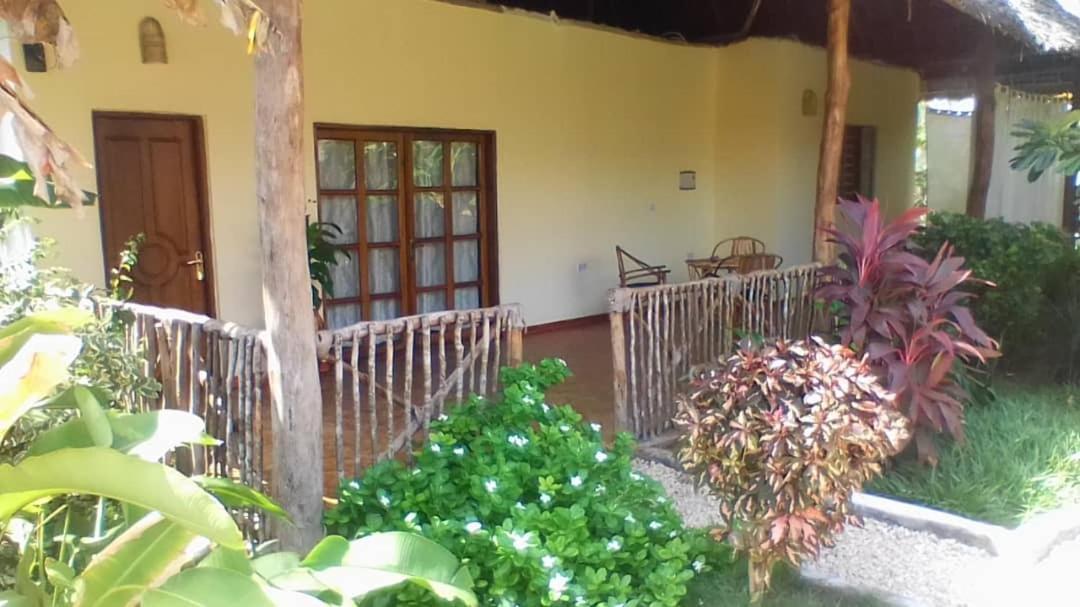 מלון קיוונגווה Africa Dream Bungalow Kiwengwa מראה חיצוני תמונה