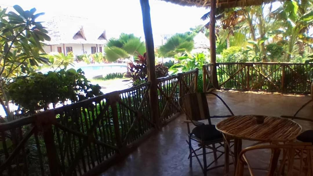 מלון קיוונגווה Africa Dream Bungalow Kiwengwa מראה חיצוני תמונה